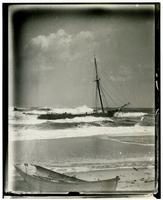 [Wrecked schooner A.M.S. Taunton] [graphic].