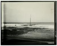 [Wrecked schooner A.M.S. Taunton] [graphic].