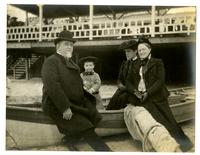 [Elliston Perot Morris, Elliston Perot Morris Jr., Jane Rhoads Morris, and Martha Canby Morris on the beach] [graphic].