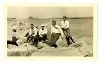 [Group at Scituate on rocks] [graphic].