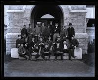 [Haverford] Class of '88 on front steps of Barclay Hall [graphic].