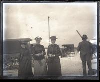 Mary & Anne Emlen & Bessie on beach, Ocean Day, [Sea Girt, NJ] [graphic].