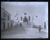 Old St. Peter's church. St. George's. Some of our party on steps. Godet Elwell, Miss Schenkl, Miss Clark Hendrickson & Mr. Field. [Bermuda] [graphic].
