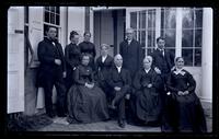 [Family group at back porch of Deshler-Morris House, 4782 Main St. Father, Bess, Hannah, Mother, Aunt Lydia, Uncle Charles Rhoads, Auntie Beulah. Geo. S. Morris & Catherine Harman. Germantown] [graphic].