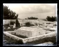 Old Perot Tomb at St. Ann's Church, Southampton Parish, [Bermuda] [graphic].