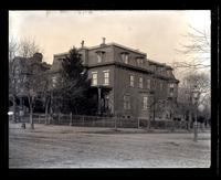 Uncle W[illia]m [Canby]'s house from Van Buren St. & Penna. Ave., Wilmington [graphic].