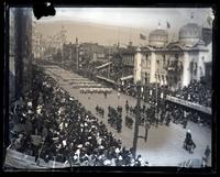 New York troops [marching down Broad Street, Constitutional Centennial Celebration, Philadelphia] [graphic].