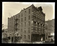 [Elliston Morris'] Store [715-719 Arch Street] from H. Heller's 2nd story window [graphic].