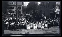 Crowds on G[erman]t[ow]n Ave. waiting for parade [graphic].