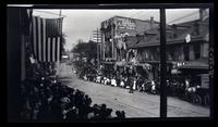 Crowds on G[erman]t[ow]n Ave. waiting for parade [graphic].