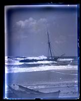 [Wrecked schooner A.M.S. Taunton, Sea Girt, NJ] [graphic].