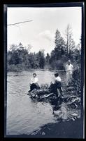 [Group on the lakeshore], Pocono Lake, PA [graphic].