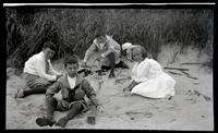 [Elliston Perot Morris Jr. and Marriott Canby Morris Jr. playing in sand, Sea Girt] [graphic].