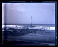 [Wrecked schooner A.M.S. Taunton, Sea Girt, NJ] [graphic].