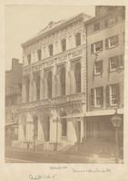 [Farmers' and Mechanics' Bank, Chestnut Street above 4th, north side, Philadelphia] [graphic]