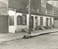 [Three row houses in Irish neighborhood at 2nd and Noble Streets, Philadelphia] [graphic].