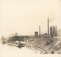 [United Gas Improvement Company's Point Breeze Gas Works from the Passyunk Avenue bridge over the Schuylkill River, Philadelphia] [graphic].