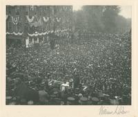 [President Theodore Roosevelt addressing the crowd, Capitol dedication, October 4, 1906.] [graphic].