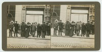 [Crowd outside the Evening Telegraph Building]