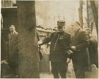 Marshal Joffre and mayor at Franklin's grave Phila Pa