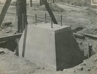 Column foundation construction, fifth stage concrete foundation uncovered, September 14, 1916.