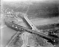 [Girard Avenue Bridge and Pennsylvania Railroad Bridge spanning the Schuylkill River, Philadelphia.]