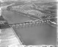 [Philadelphia & Reading Railroad, Delaware River Bridge, Spanning Delaware River, West of Rotary Island, Yardley, Pennsylvania.]