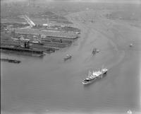 Luckenbach Lines steamship on the Delaware River, South Philadelphia, Philadelphia.