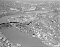 Allied Chemical & Dye Corporation plant, Grays Ferry Avenue and the Schuylkill River, Grays Ferry, Philadelphia.