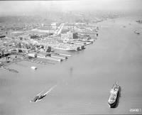 [Ships on the Delaware River, South Philadelphia, Philadelphia.]