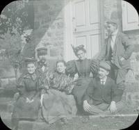 [Group sitting on steps of Washington's Headquarters, Valley Forge, Pa.]