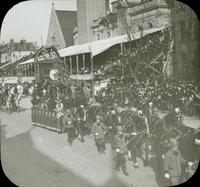 [Peace Jubilee parade, huntsmen's float pulled by horses in front of Keneseth Israel Temple, 1717 North Broad Street, Philadelphia.]