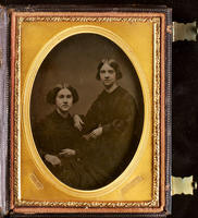 [Portrait of two unidentified young women.]